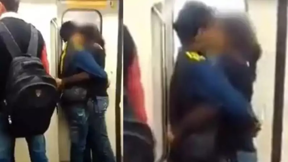 Delhi Metro Kissing Viral News