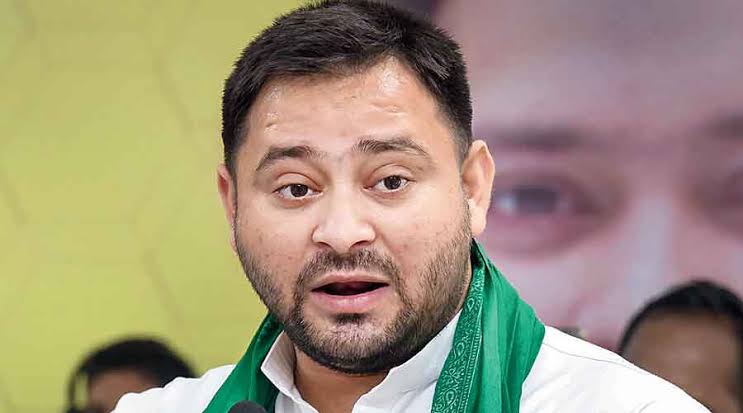 Big 'game' again in Bihar, one RJD and 2 Congress MLAs join BJP with Grand Alliance